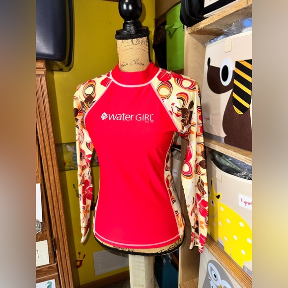 ♥️❤️🌹Water Girl Rashguard long sleeve - Picture 1 of 9